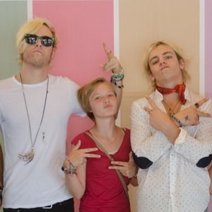 Meet your Posher, Ciara